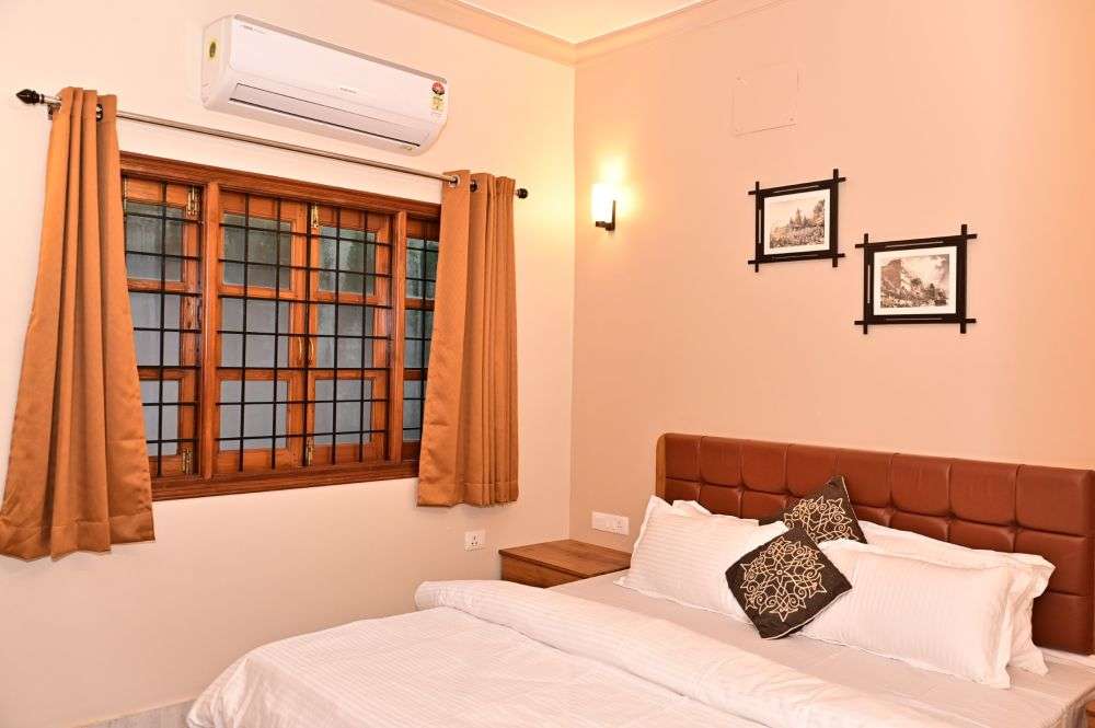 Travelers Homestay