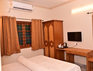 Travelers Homestay